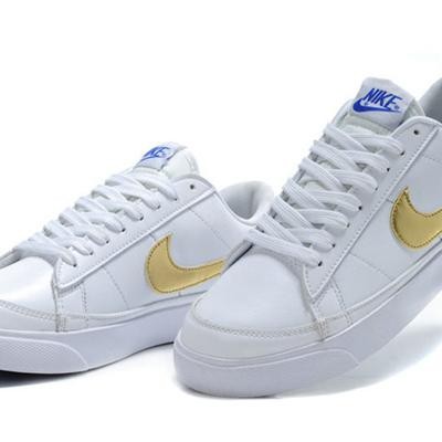 nike blanche or
